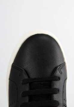 Geox D Skyely A - Baskets Basses - Black -Geox d927fa063016432fbfcaa32bf084c86a